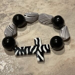 Zebra bead bracelet cross stretch black white new